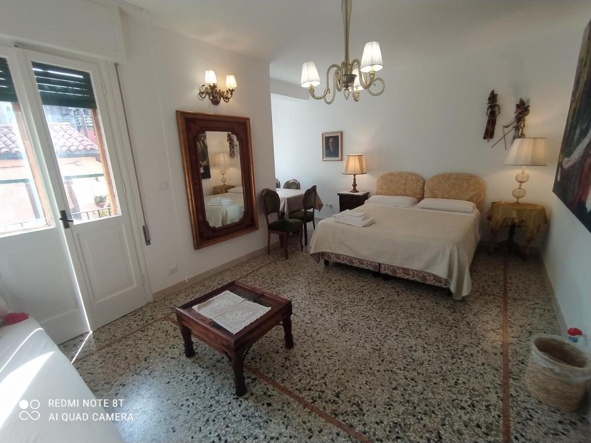 Affittacamere Casa Gialla *